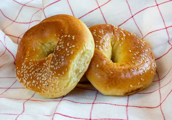 Rollos Sésamo Sobre Fondo Toalla Cocina — Foto de Stock