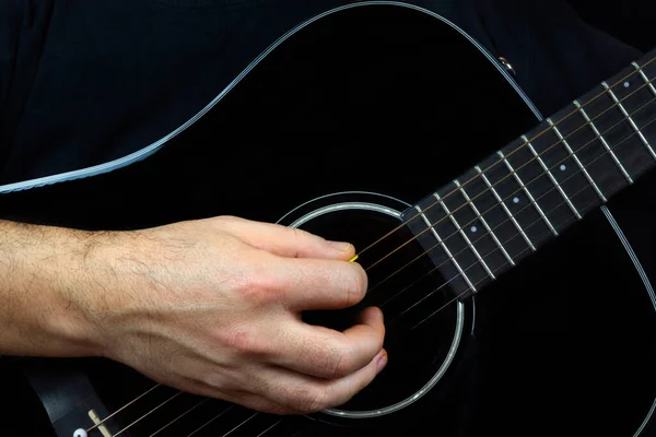 Guitarists Playing Acoustic Guitar — Stockfoto