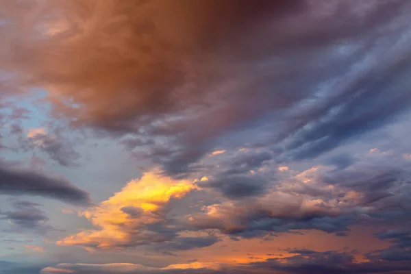 Nuvens Céu Dramáticas Pôr Sol — Fotografia de Stock