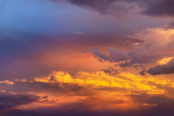 Dramatisk Himmel Moln Vid Solnedgången — Stockfoto