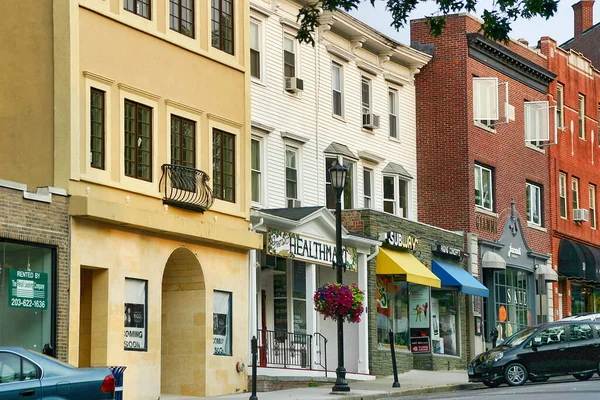 Greenwich Bulvarı 'nda alışveriş bölgesi Greenwich, Connecticut