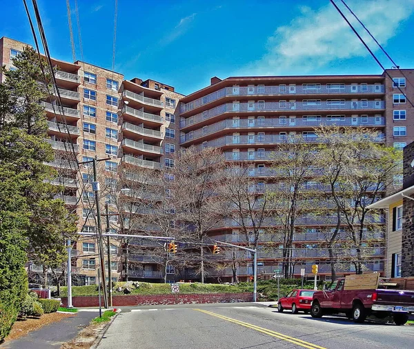 Stamford, Connecticut şehir merkezindeki apartman manzarası.