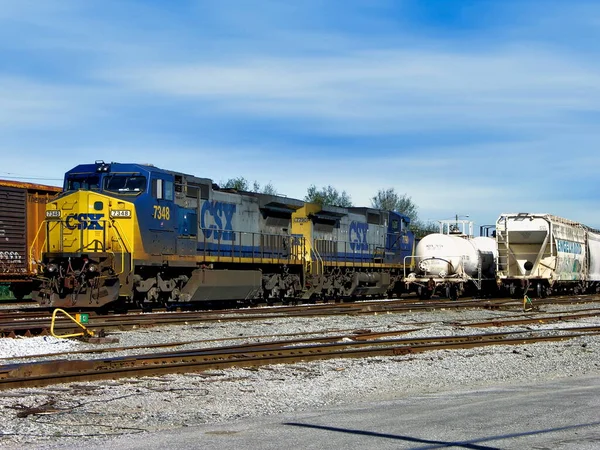 7348 Pályaszámú Dízelmozdony Floridai Pensacola Csx Pályaudvarán — Stock Fotó