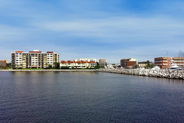 Utsikt Över Port Royal Och Downtown Pensacola Florida — Stockfoto