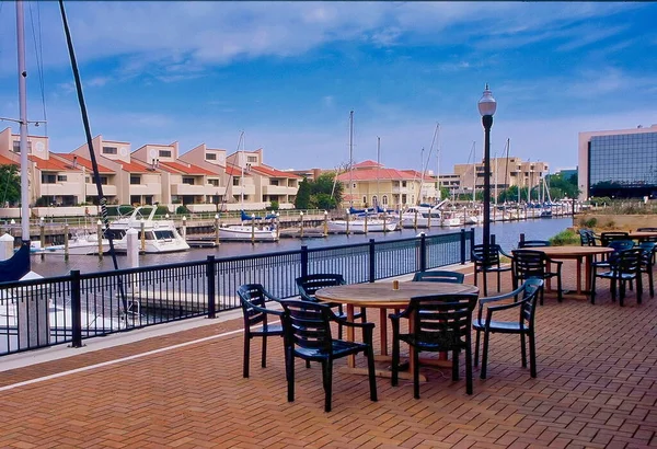 Par Bord Med Utsikt Över Båtar Dockade Port Royal Pensacola — Stockfoto