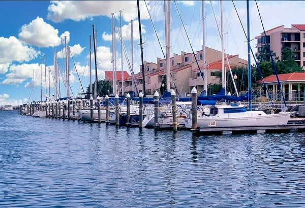 Båtar Och Båtar Dockade Port Royal Pensacola Bay Pensacola Florida — Stockfoto