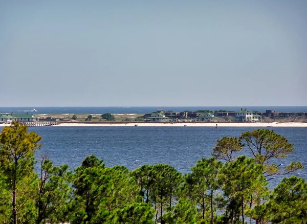 Från Fort Barrancas Mot Fort Pickens Santa Rosa Island Florida — Stockfoto