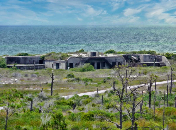 バッテリー ヴァン スウィーリンゲン メキシコ湾諸島国立海岸 ピケンズ砦 フロリダ州の眺め — ストック写真