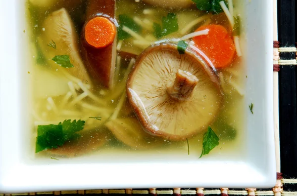 Zupa z grzybów shiitake — Zdjęcie stockowe
