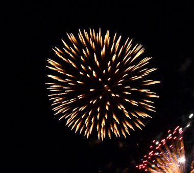 Selam, havai fişek.