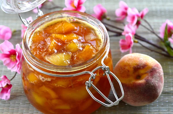 Perzik, abrikoos, nectarine jam. — Stockfoto