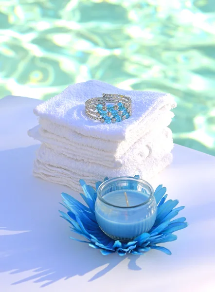 Candle decoration towel spa salon. — Stock Photo, Image