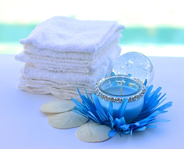 Candle decoration towel spa salon. — Stock Photo, Image