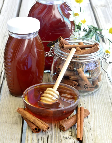 Čerstvý med. — Stock fotografie