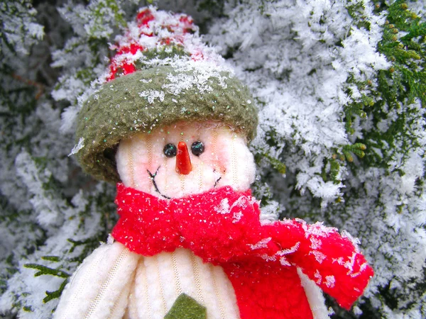 Smiling snowman in the snow — Stock Photo, Image