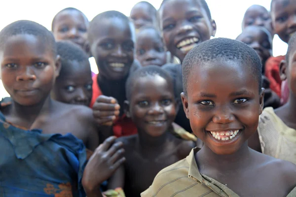 Niños locales - Uganda, África — Foto de Stock