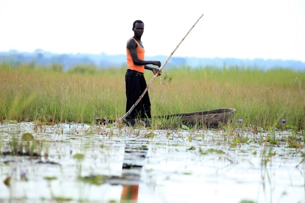 Pescatore - Lago Anapa - Uganda, Africa — Foto Stock