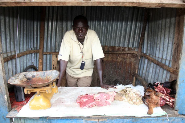 Mięso na rynku w kabermaido - uganda — Zdjęcie stockowe