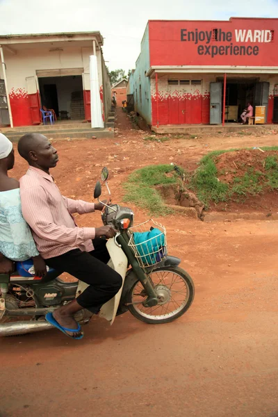 Strasse nach soroti - uganda, afrika — Stockfoto