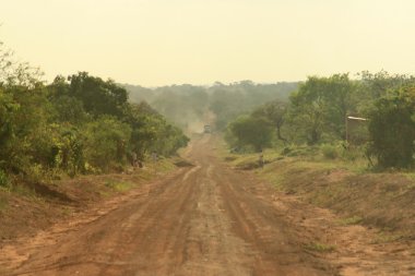 toprak yol - uganda, Afrika