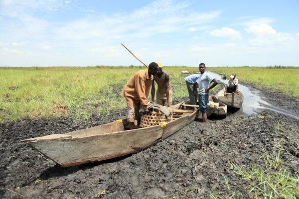 Flytande fiske by - uganda, Afrika — Stockfoto