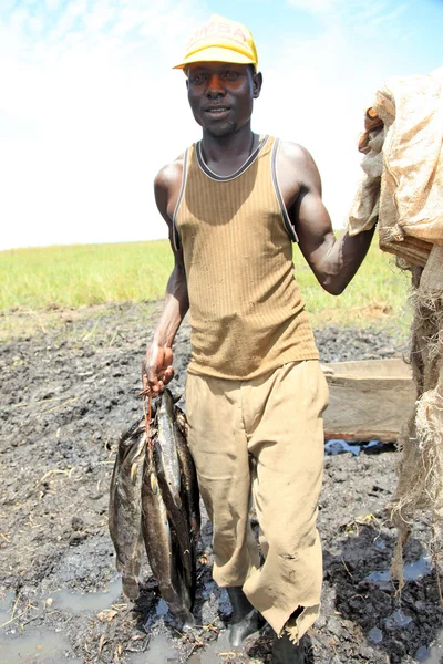 Galleggianti pesca villaggio - uganda, africa — Foto Stock