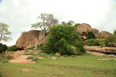 nyero kaya mağaraları - uganda, Afrika