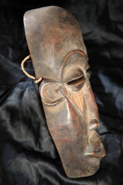 Afrika kabile maskesi - lega tribe