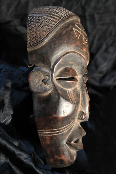 Afrykańskie maski plemienne - Chokwé plemienia — Zdjęcie stockowe