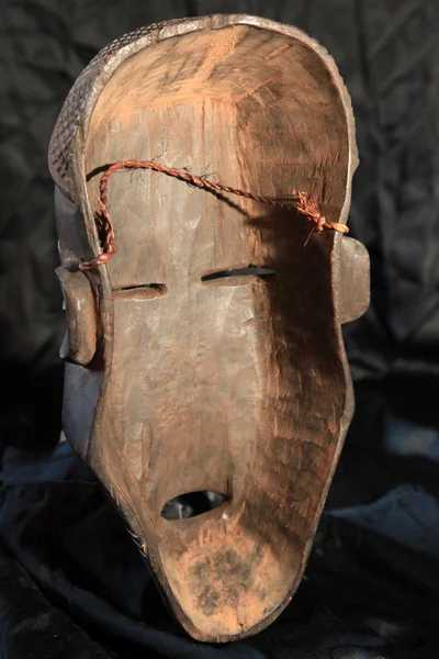 Máscara Tribal Africana - Tribo Chokwe — Fotografia de Stock