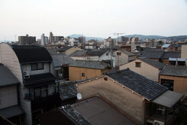 Tető tetők házak, Kyoto, Japán — Stock Fotó