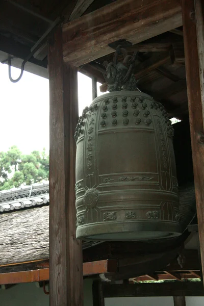 Glocke - ryoan ji, kyoto, japan — Stockfoto