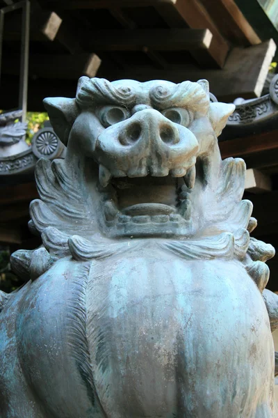 Patung Singa Kuil Yasakunijinga, Sapporo, Jepang — Stok Foto