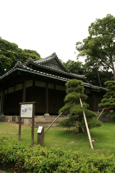 Strážnice - východ palace gardens, tokyo, Japonsko — Stock fotografie