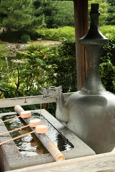 Tsukubai, Templo de Horyuji, Japão — Fotografia de Stock