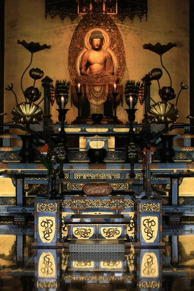 神雕像-zojoji 神社，东京日本 — 图库照片