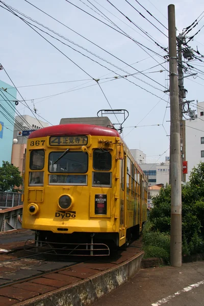 Spårvagn i nagasaki city, japan — Stockfoto