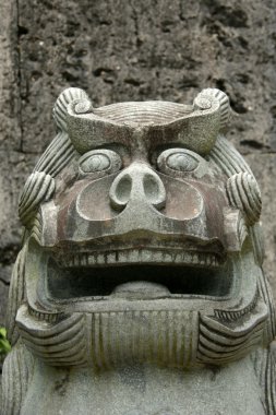 Aslan heykeli - shuri Kalesi, naha, okinawa, japan