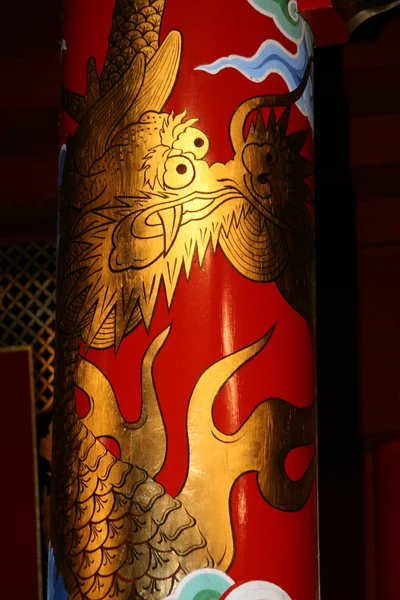 Arte do dragão - Castelo de Shuri, Naha, Okinawa, Japão — Fotografia de Stock