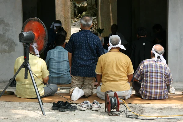 Worship in Temple -Taketomi Island , Okinawa, Japan — Stock Photo, Image