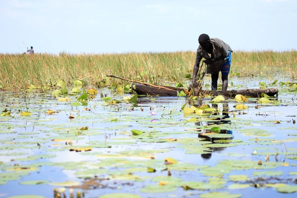 Galleggianti pesca villaggio - uganda, africa — Foto Stock