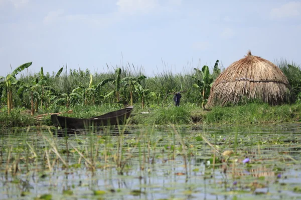 Úszó halászfalu - Uganda, Afrika — Stock Fotó