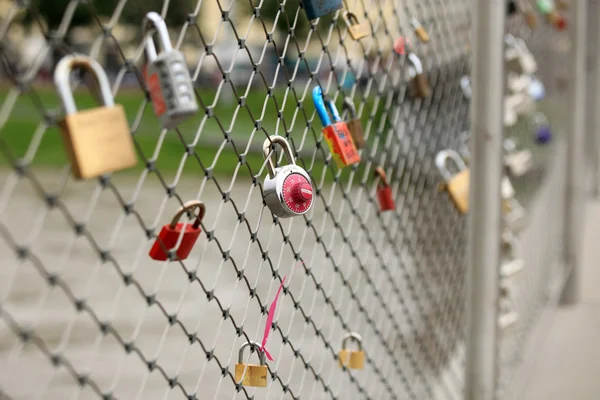 Love vorhängeschlösser - salzburg, Österreich — Stockfoto