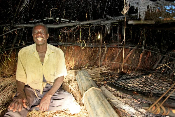 Interior de la cabaña - Pueblo pesquero flotante - Uganda, África —  Fotos de Stock