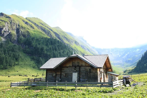 Fjellhytte – stockfoto