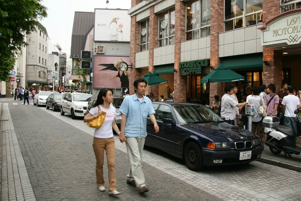 Ungt par - yokohama, japan — Stockfoto