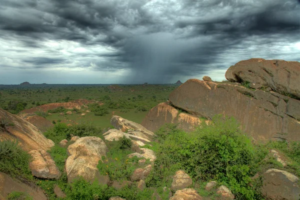 Nyero felshöhlen - uganda, afrika — Stockfoto
