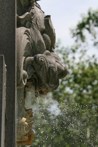 Denkmal - odori park, sapporo city, japan — Stockfoto