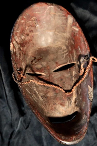 Afrykańskie maski plemienne - lega plemienia — Zdjęcie stockowe