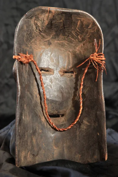 Africké kmenové masky - zande kmen — Stock fotografie